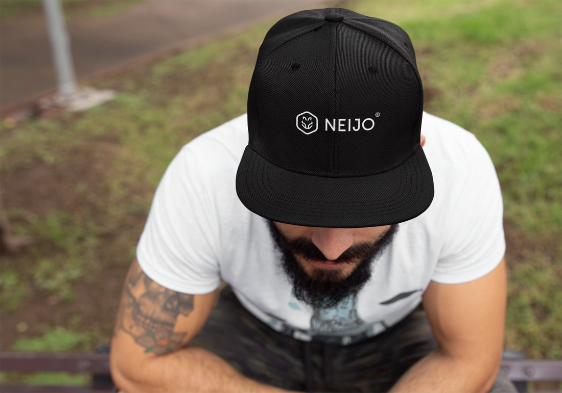 Snapback Cap weiss